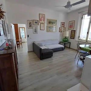 Affaccio Su Siena,vicino Al Centro, Con Garage Appartement